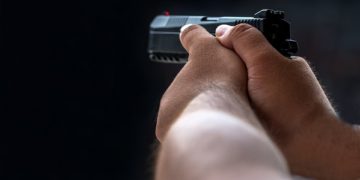 2020년 호신용 총기 소유자 증가, 공공안전에 위협 – 니더작센 이미 7만 명 소유