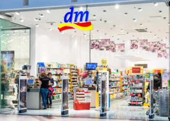 dm설립자 괴츠 베르터 타계, dm 의 독특한 창업 과정과 그가 존경받는 이유