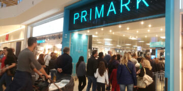 패스트 패션 PRIMARK, 독일 내 첫 매장 폐쇄,