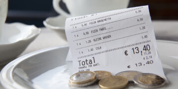 독일인들은 식당에서 서비스가 마음에 안 들었어도 팁(Trinkgeld)를 지불할까요?