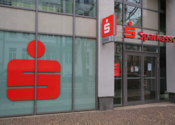 DHL, Sparkasse, Paypal, 비트코인을 이용한 진화하고 있는 독일의 온라인 사기 사례와 그에 대한 대처법은?
