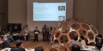 anotherschool: 독일 뮌헨을 기반으로 하는 전세계 한인 청소년들과 그 가족을 위한 함께 성장하는 배움의 커뮤니티