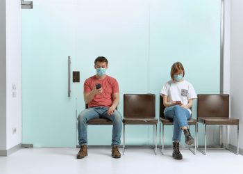 4월 1일부터 전화 병가 신청 종료, 대안은?