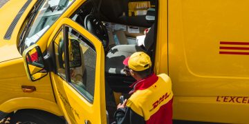 경찰이 알려주는 DHL 택배 사기 방법 – SMS 택배 문자 주의