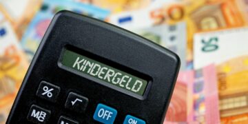 18세 이상 자녀를 위한 Kindergeld(자녀수당) – 수당은 신청 시에만 지급받을 수 있습니다!