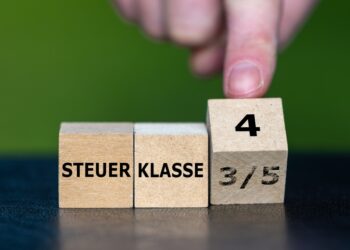 부부 세금 등급 3과 5 조합 폐지 계획 발표한 독일 정부, 대안으로 제시된 Steuerklasse IV mit Faktor는 무엇인가?