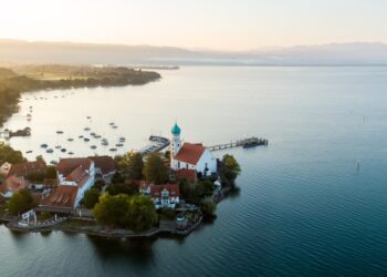 콘스탄츠 호수(Bodensee)를 가장 완벽하게 즐기는 숨겨진 명소 Top 7 – 현지인 여행 팁 공개