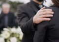 독일인들이 자주 사용하는 위로와 애도 표현 – 한국어와 비교하며 익히기