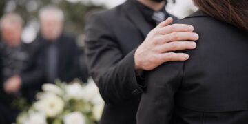 독일인들이 자주 사용하는 위로와 애도 표현 – 한국어와 비교하며 익히기
