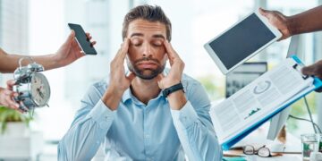 독일 주당 근무시간 연장 논의…장시간 노동, 번아웃 위험 높일까? 성별 따라 달라진다