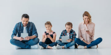 독일에서 휴대폰 요금 아끼는 법 – 추가 유심카드로 연간 수백 유로 절약 가능