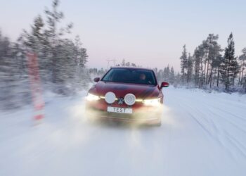 ADAC 공식 테스트 충격적인 결과, 2025년 겨울 안전한 겨울용 타이어는?