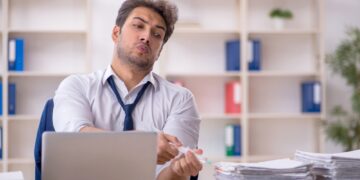 근무할 수 있어도 병가 내는 독일 직장인, 10명 중 6명, 자기관리일까 회피일까